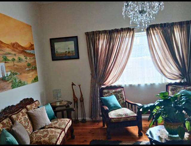 2 BEDROOM HOUSE FOR SALE IN JANSENVILLE